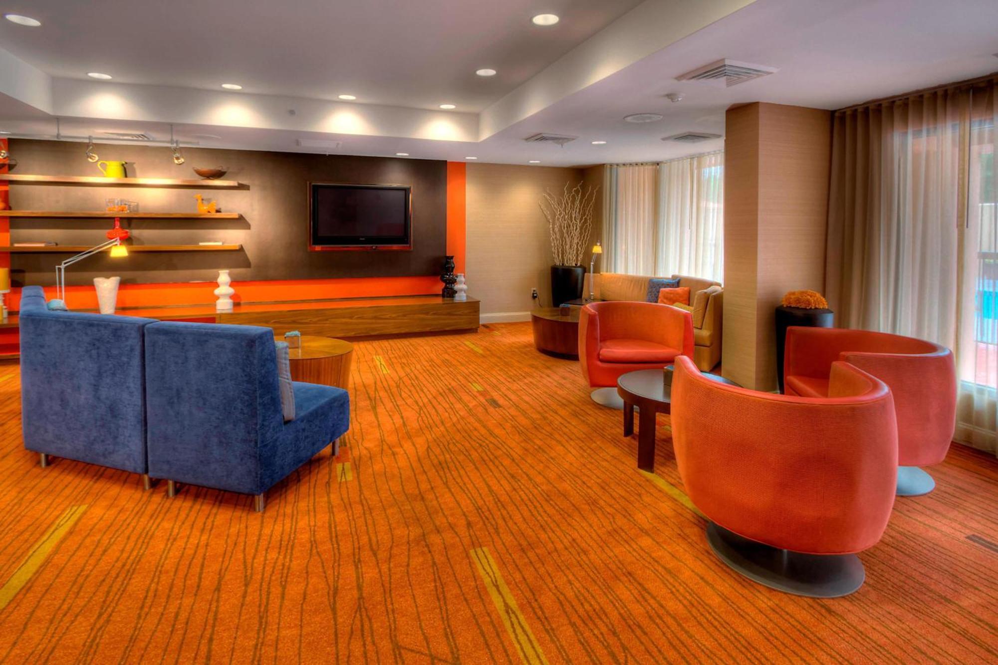 Hotel Courtyard By Marriott Burlington Exterior foto